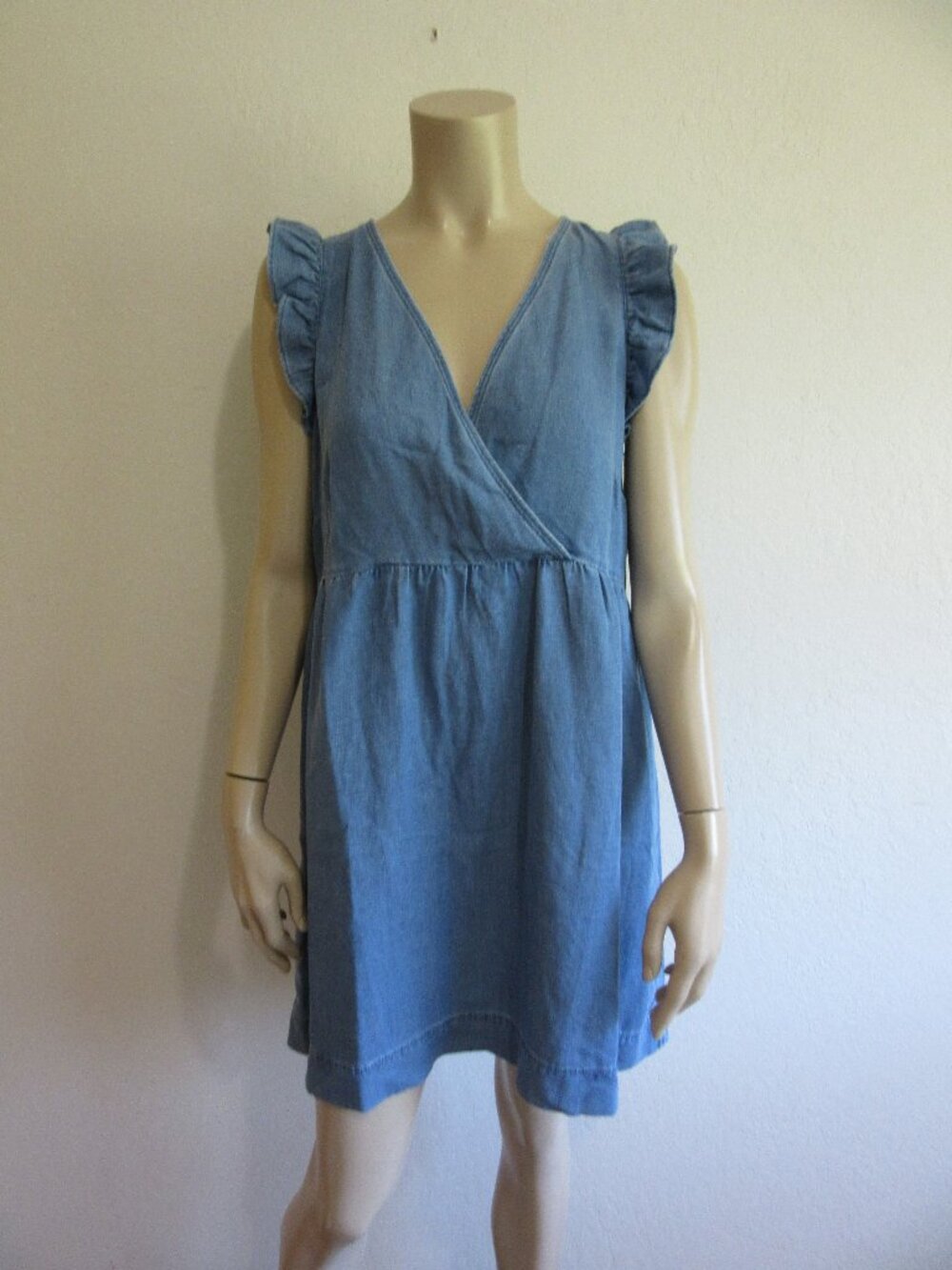 LOFT Blue Chambray 8P Cap Ruffled Sleeve V-Neck Summer Dress-NWT